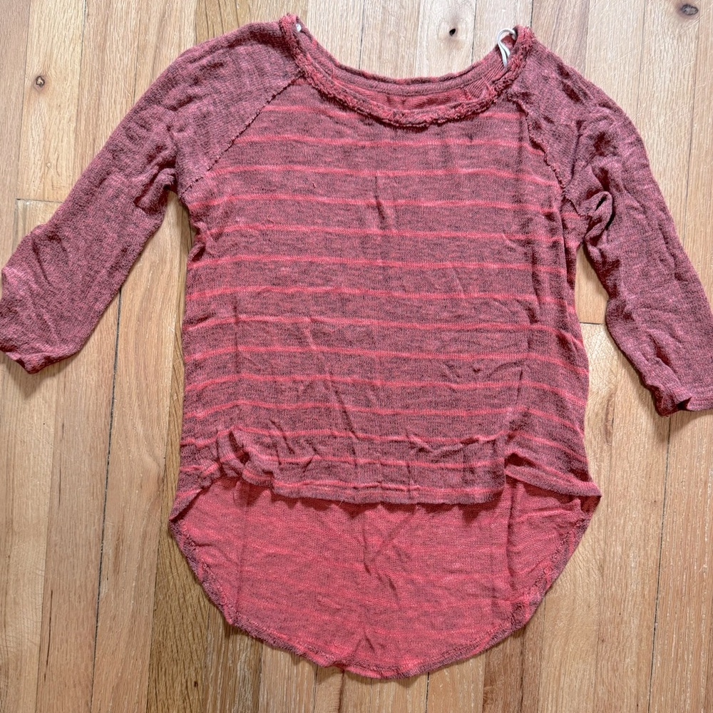Urban Outfitters | Rust | High Low Crewneck Shirt 3/4 Sleeve